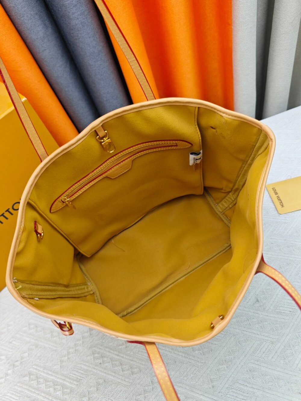 NWT - Louis Vuitton Authentic Bags - Picture 9 of 9